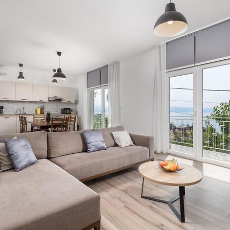 Apartment Div Ловран Екстер'єр фото
