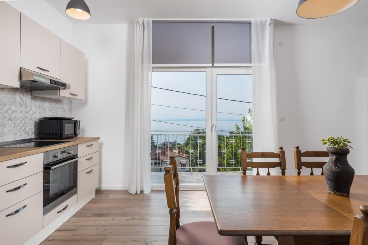 Apartment Div Ловран Екстер'єр фото