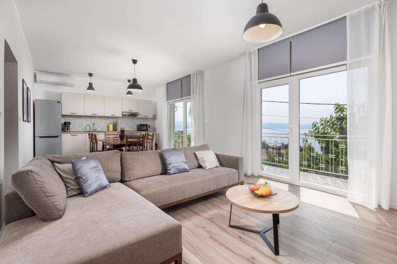 Apartment Div Ловран Екстер'єр фото