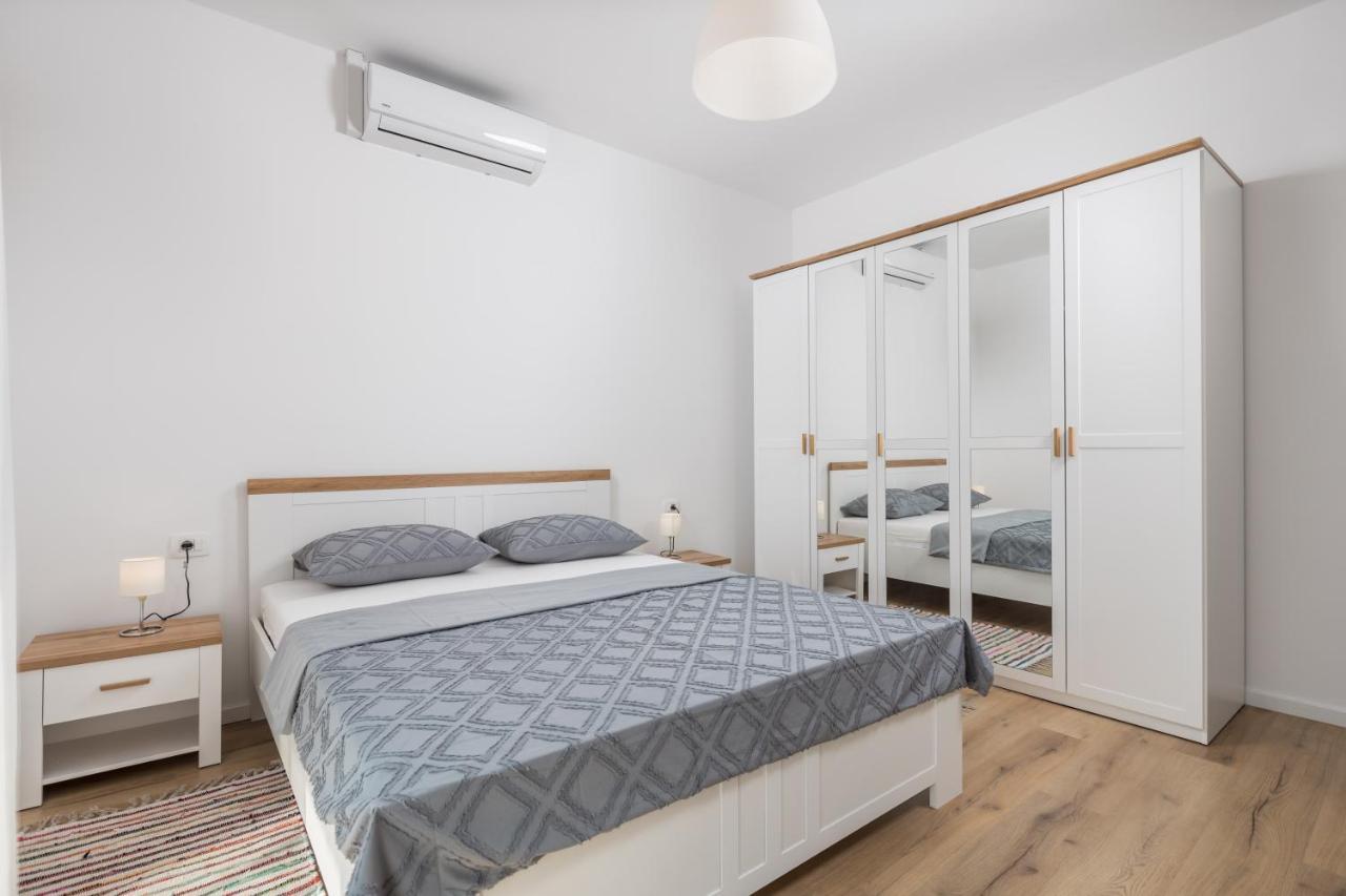Apartment Div Ловран Екстер'єр фото